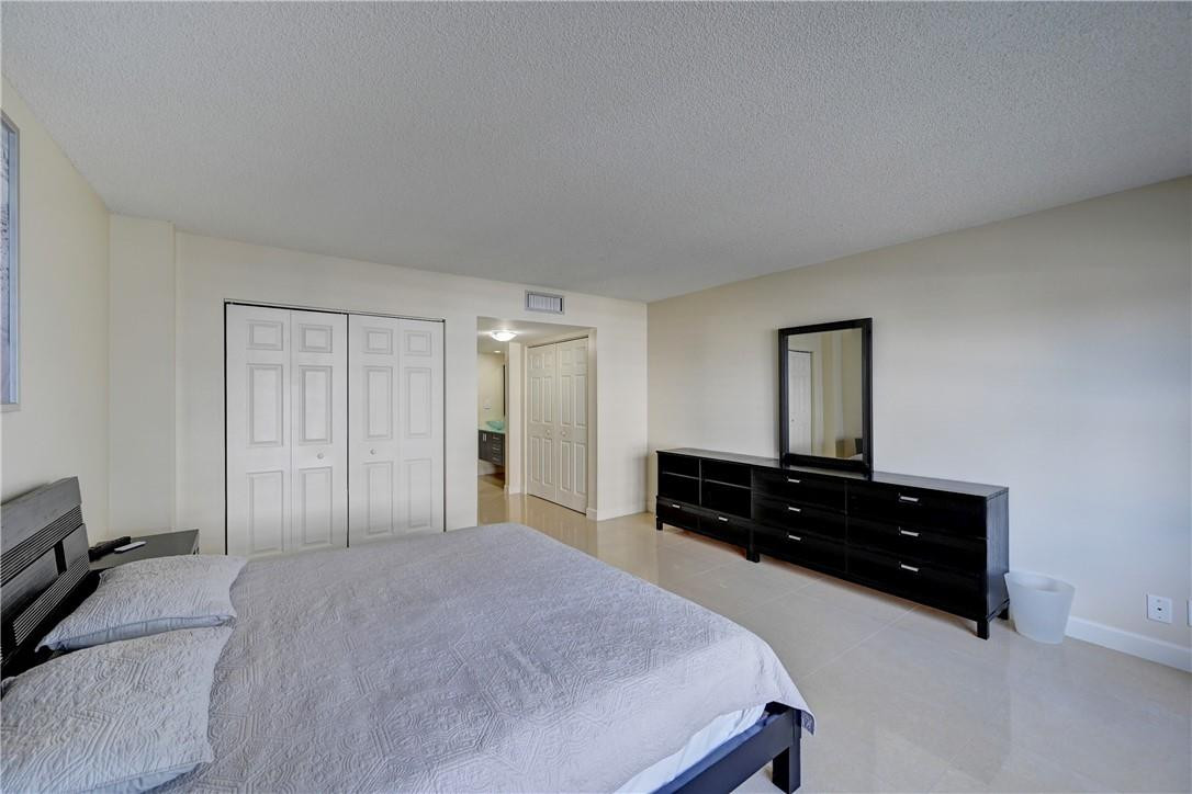 Playa Del Mar - Residential