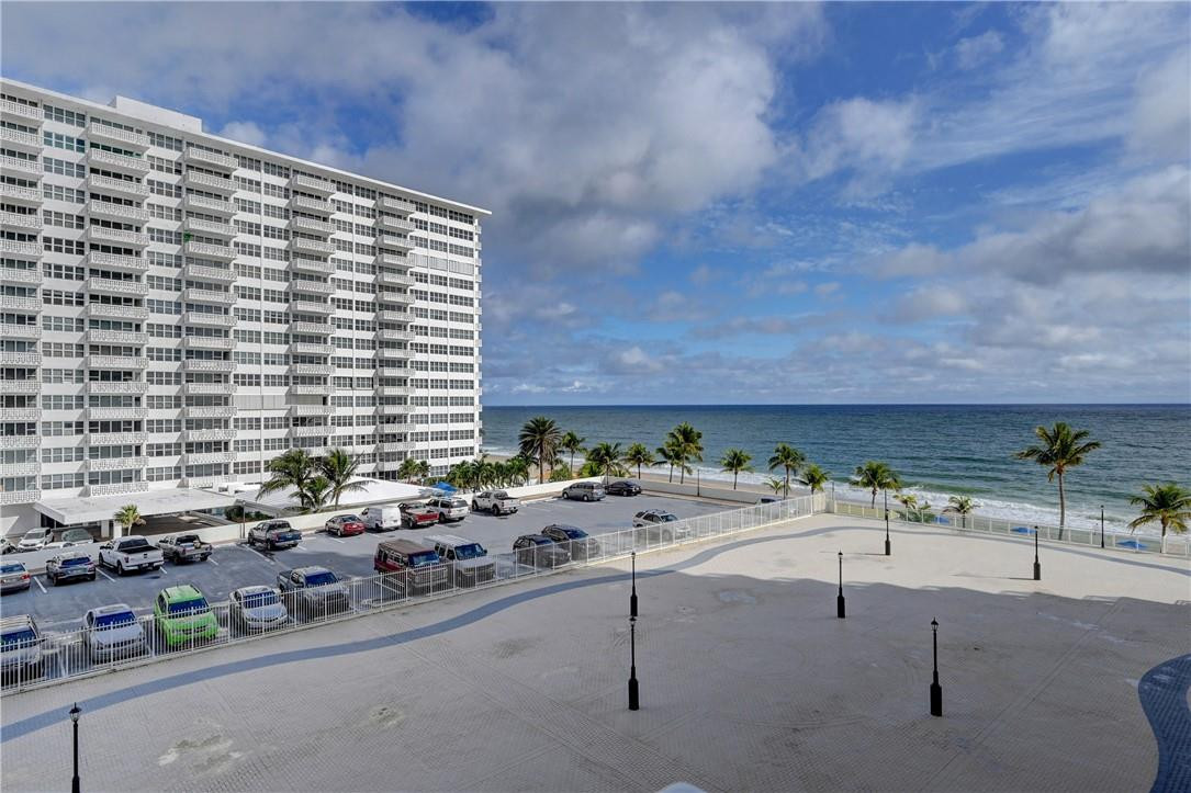 Playa Del Mar - Residential