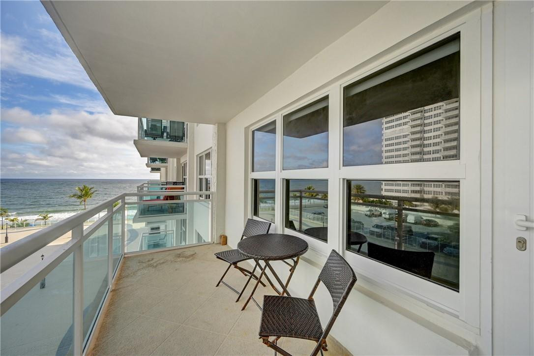 Playa Del Mar - Residential