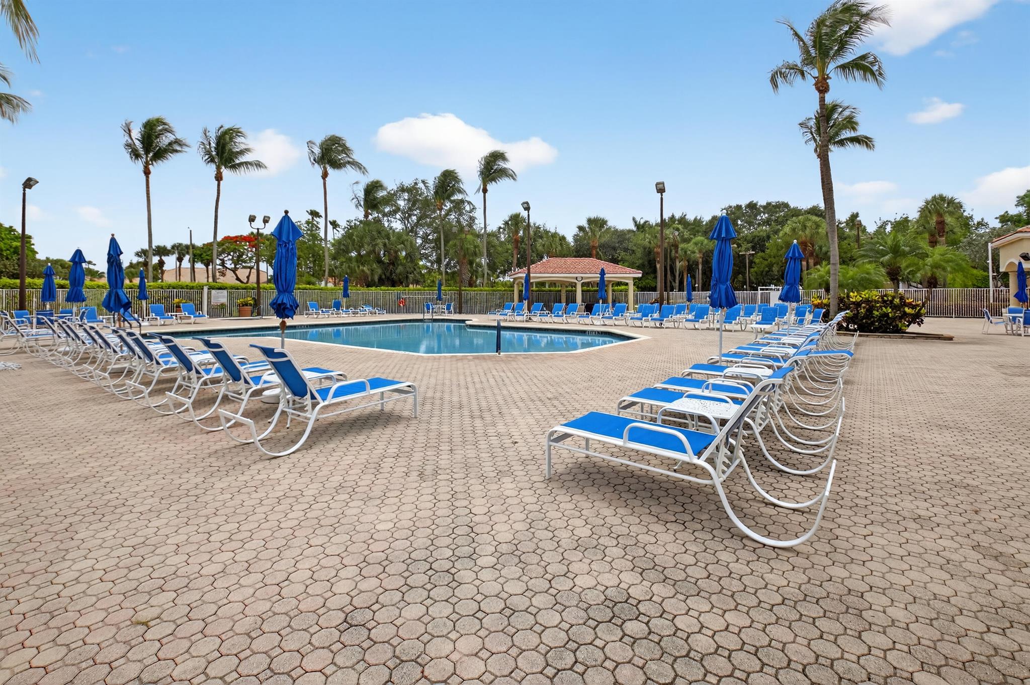 FLORAL LAKES 1 - Residential