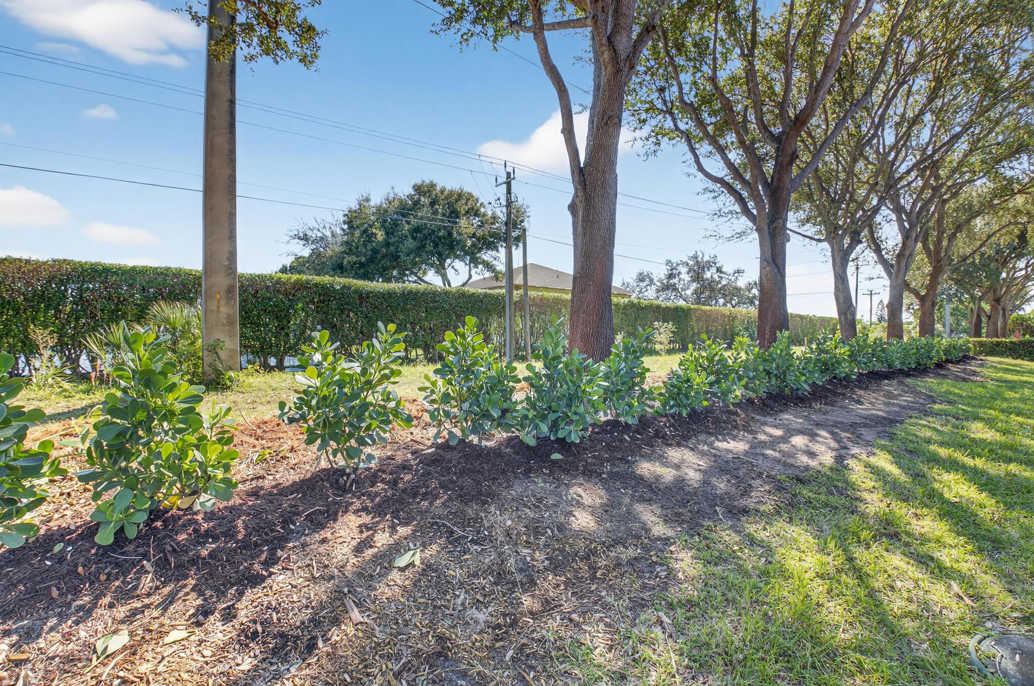 FLORAL LAKES 1 - Residential