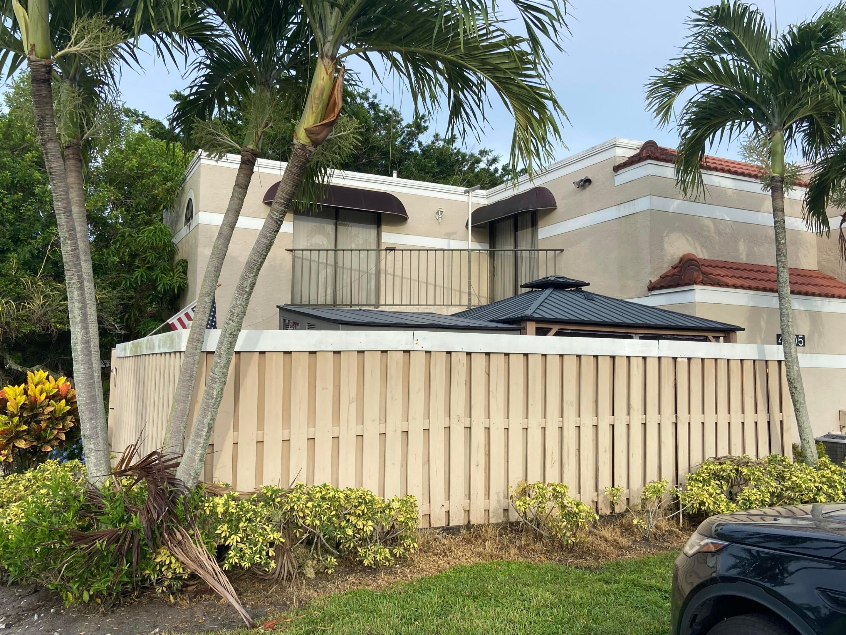 4005 VILLAGE Drive A, Delray Beach FL 33445
