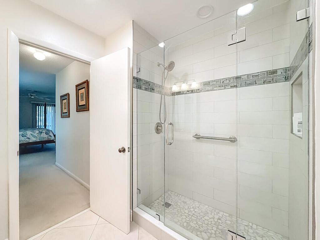 RIVERBEND CONDO - Residential