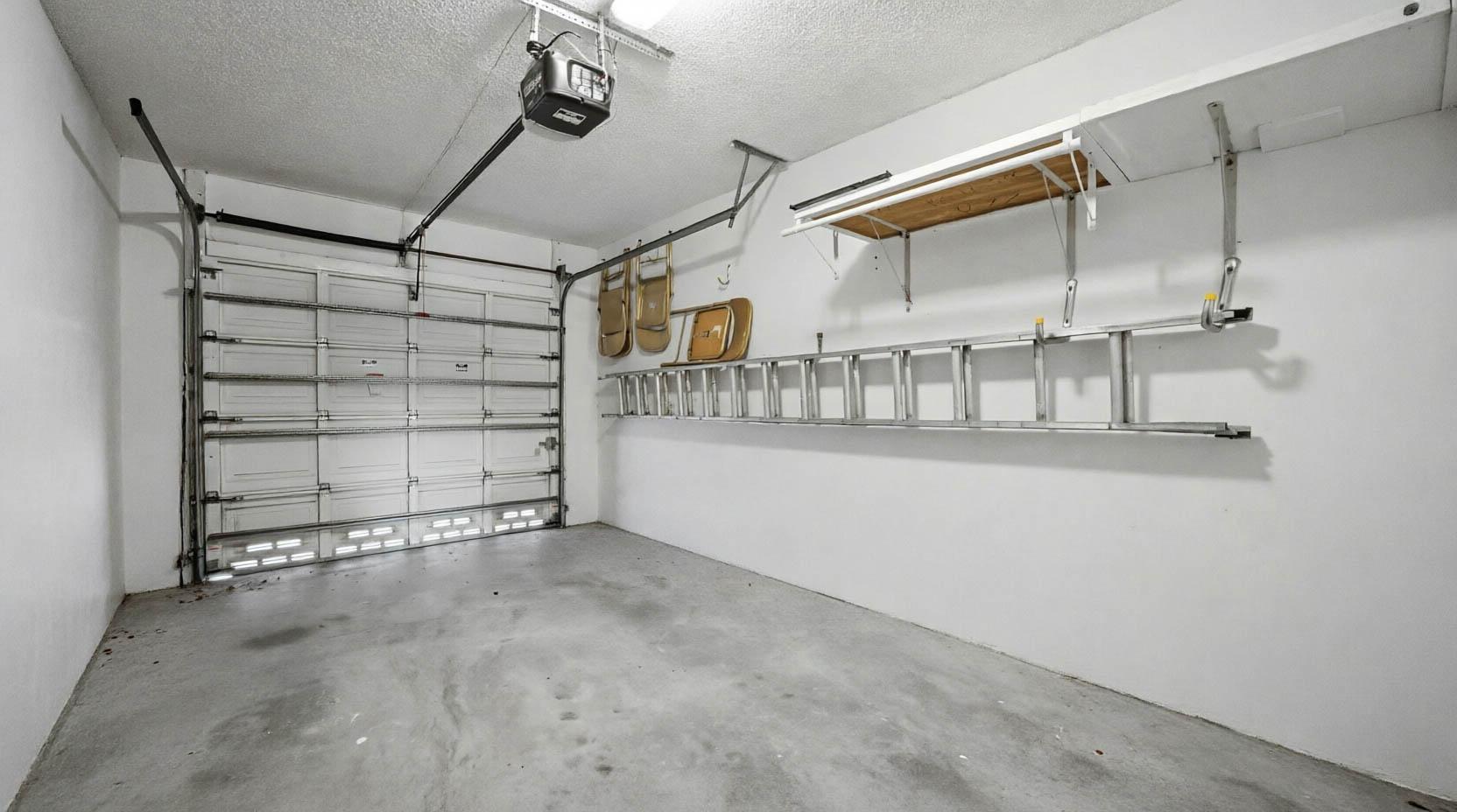 EMERALD OAKS 8 CONDO - Residential