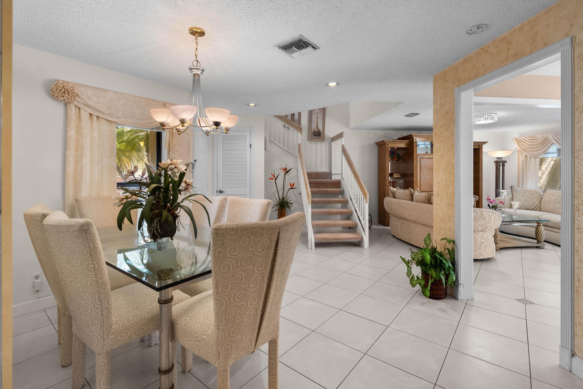 EMERALD OAKS 8 CONDO - Residential