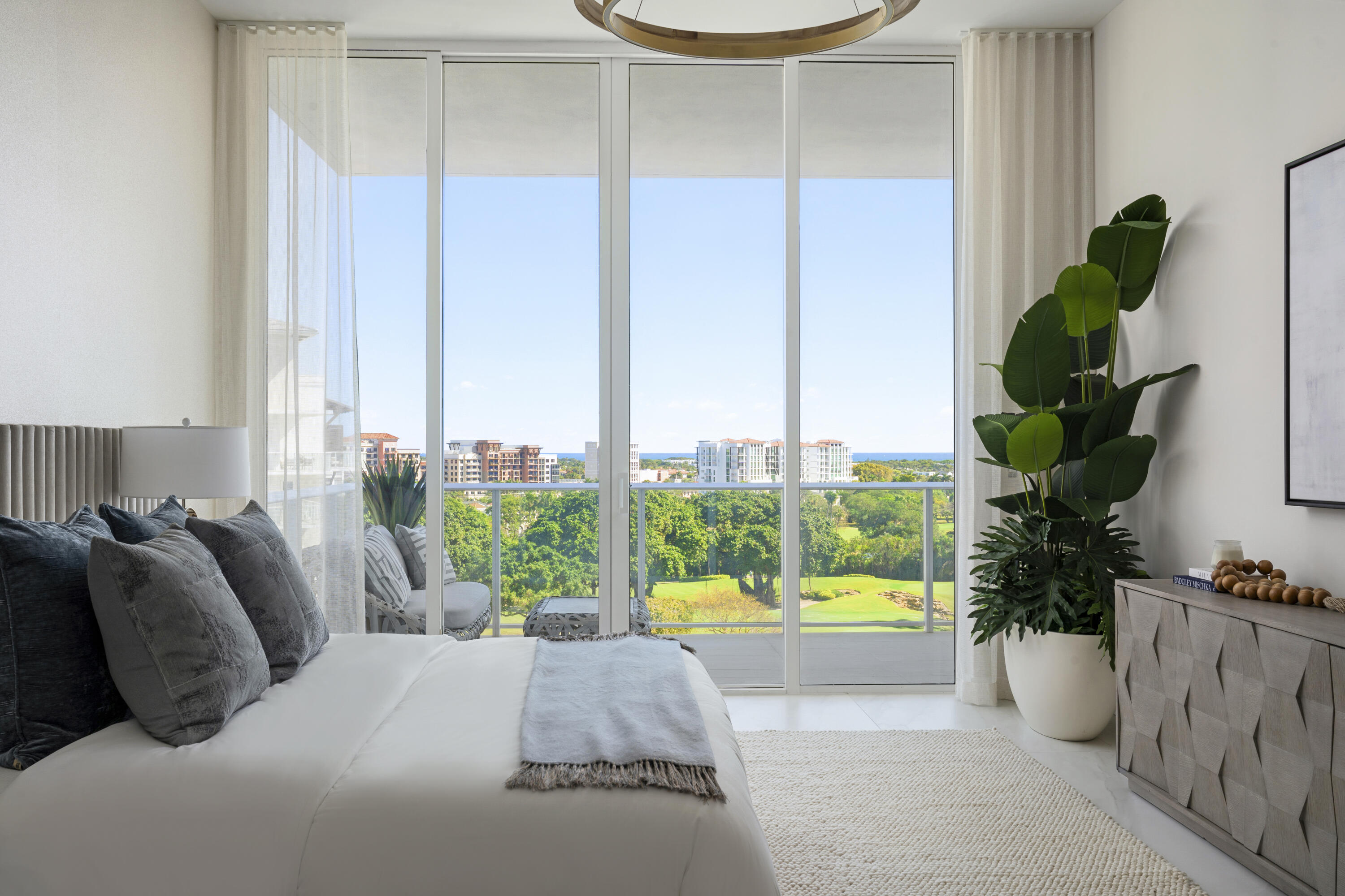 220 SE Mizner Boulevard Ph921