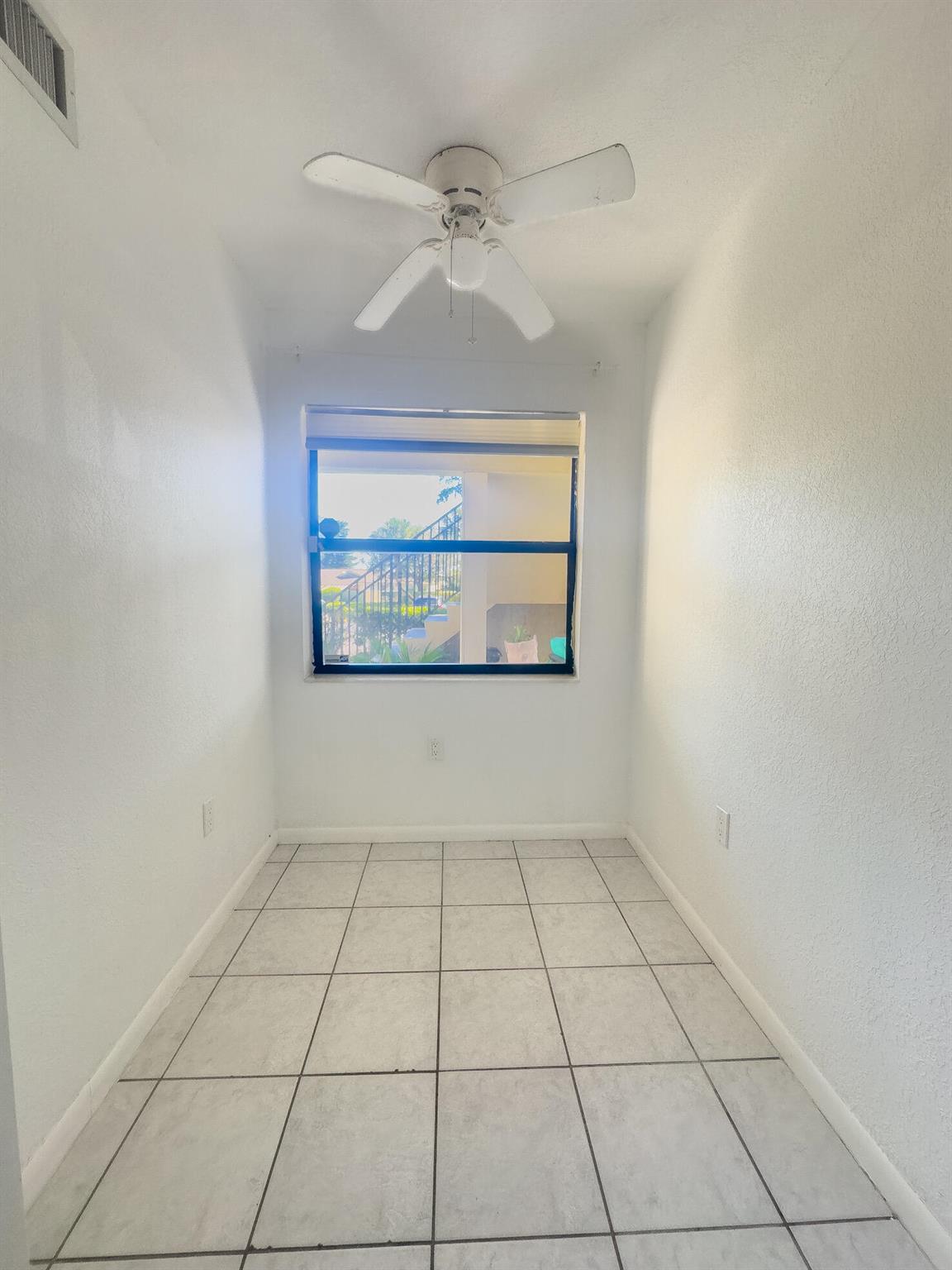 DELRAY OAKS - Residential