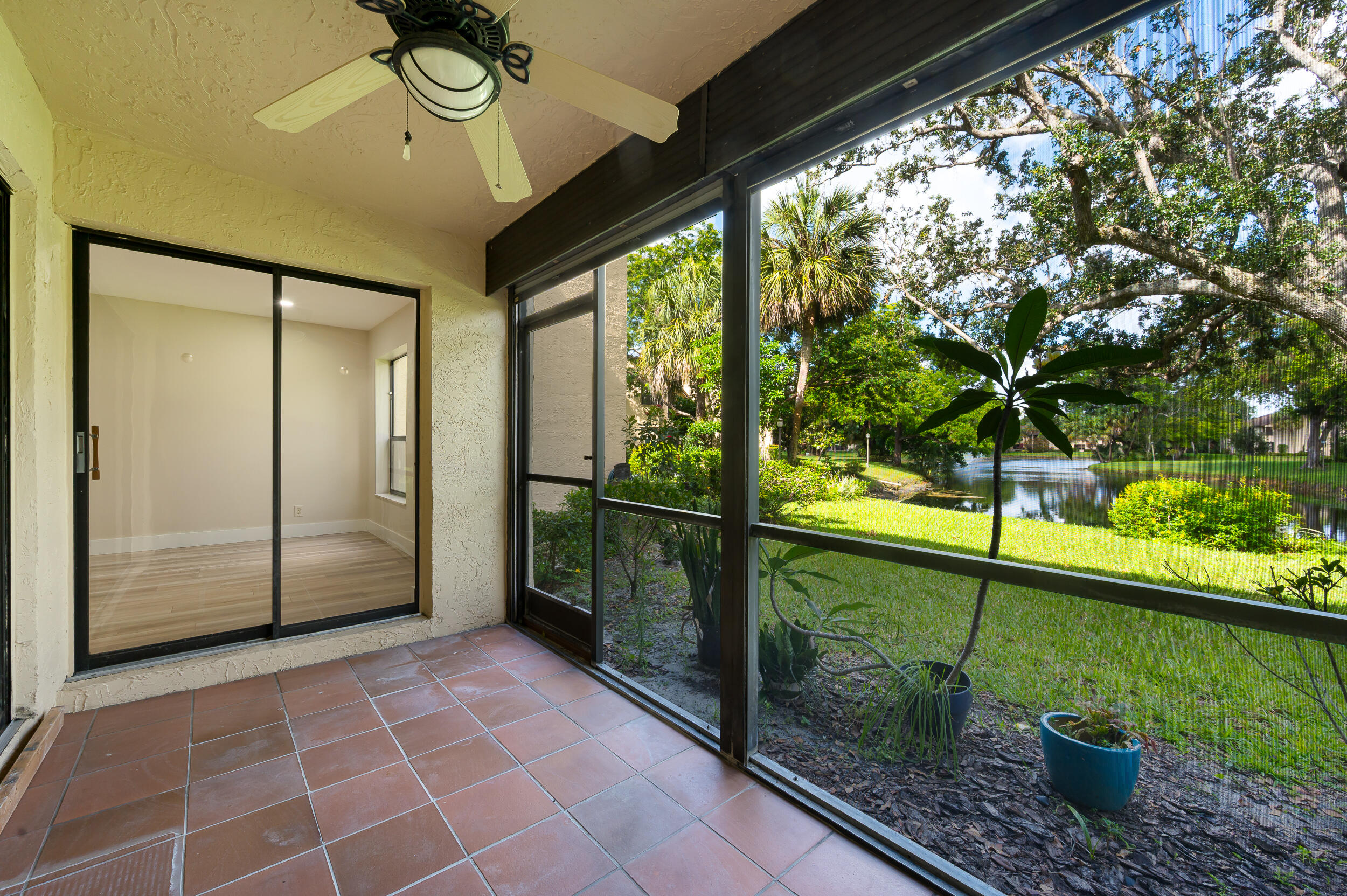 POND APPLE PLACE IV-B CONDO - Residential