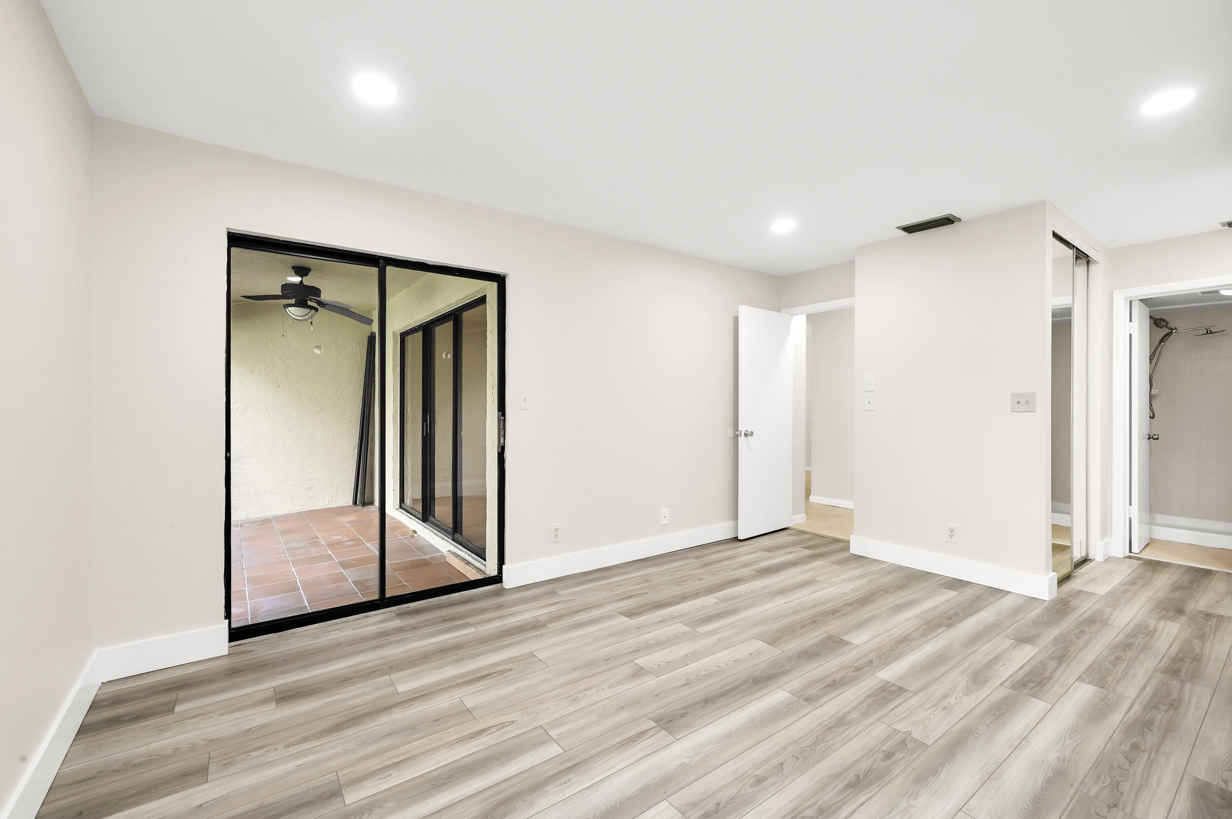 POND APPLE PLACE IV-B CONDO - Residential