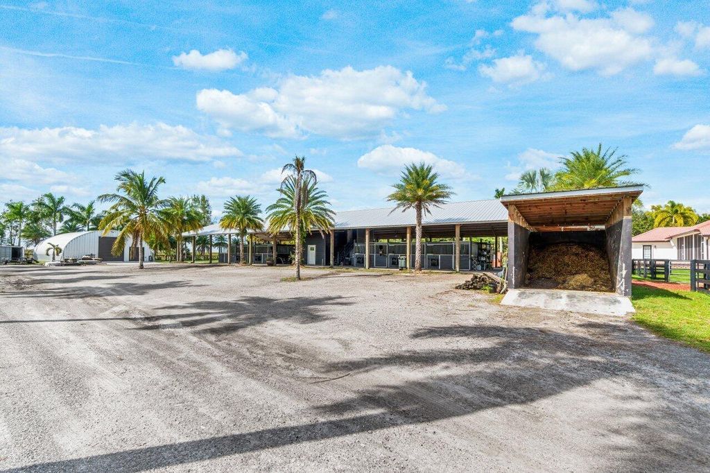 Photo of 2587 Skipiks Way, Wellington, FL 33470 (MLS # B26028993)