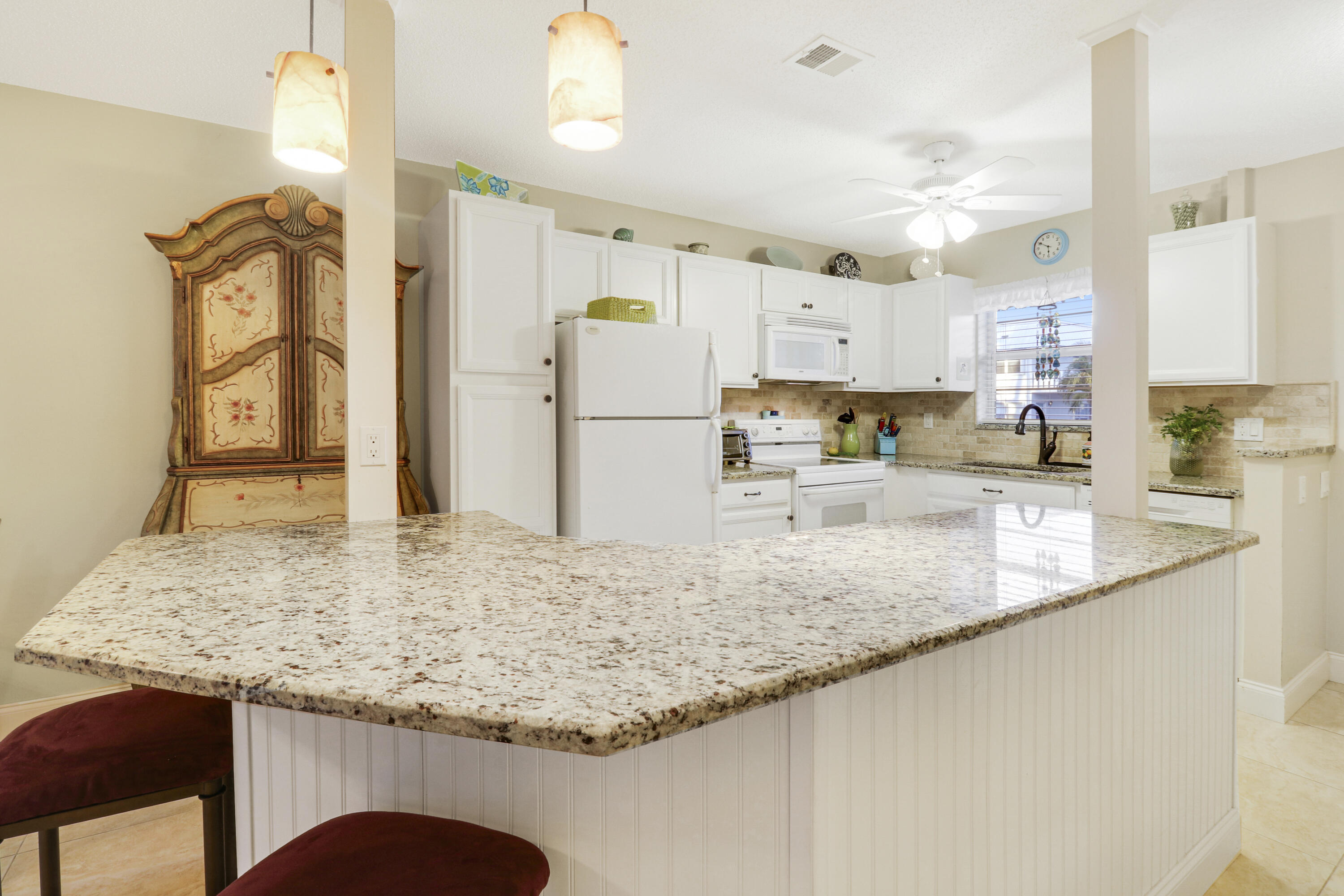 CEDAR POINTE CONDO - Residential