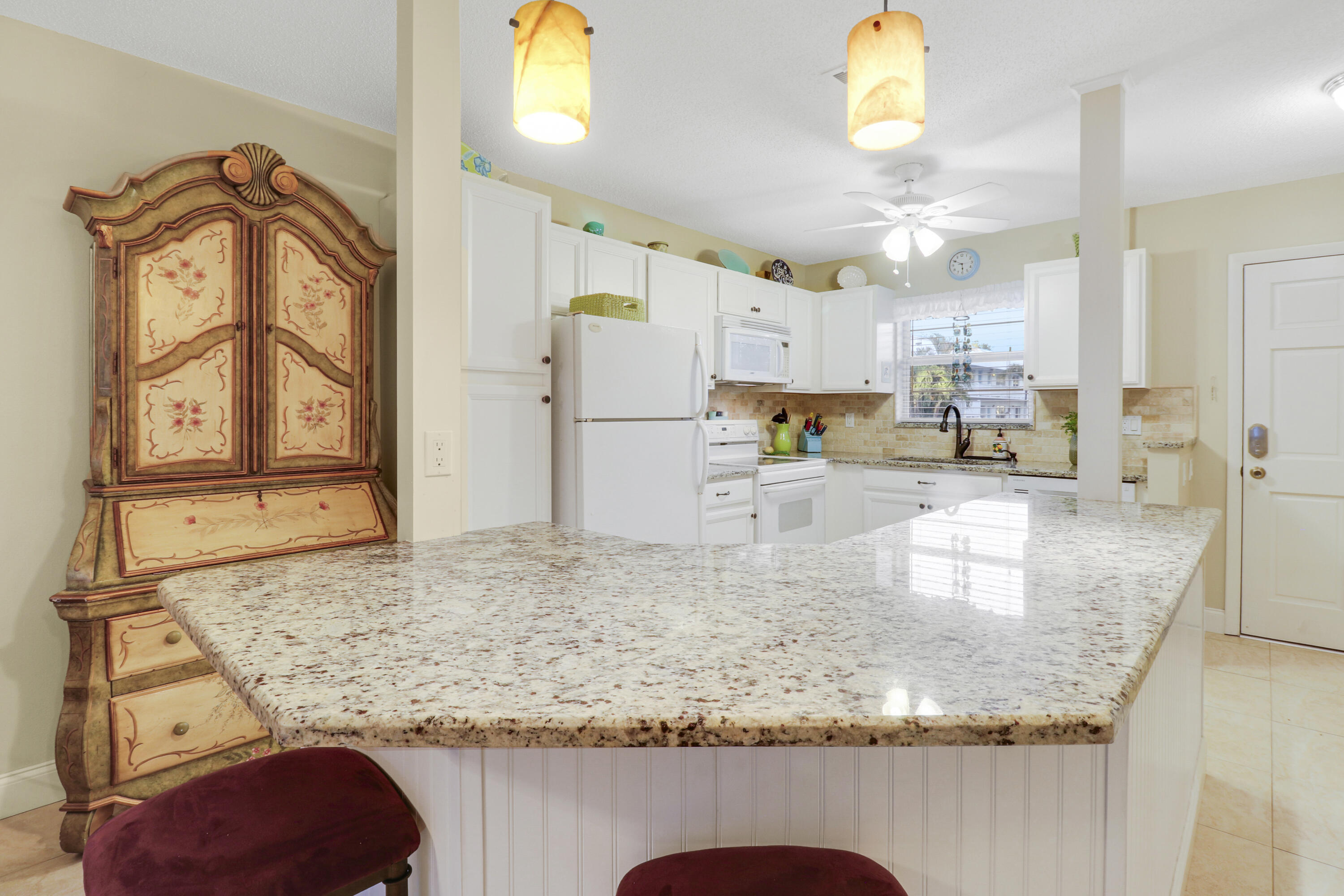 CEDAR POINTE CONDO - Residential