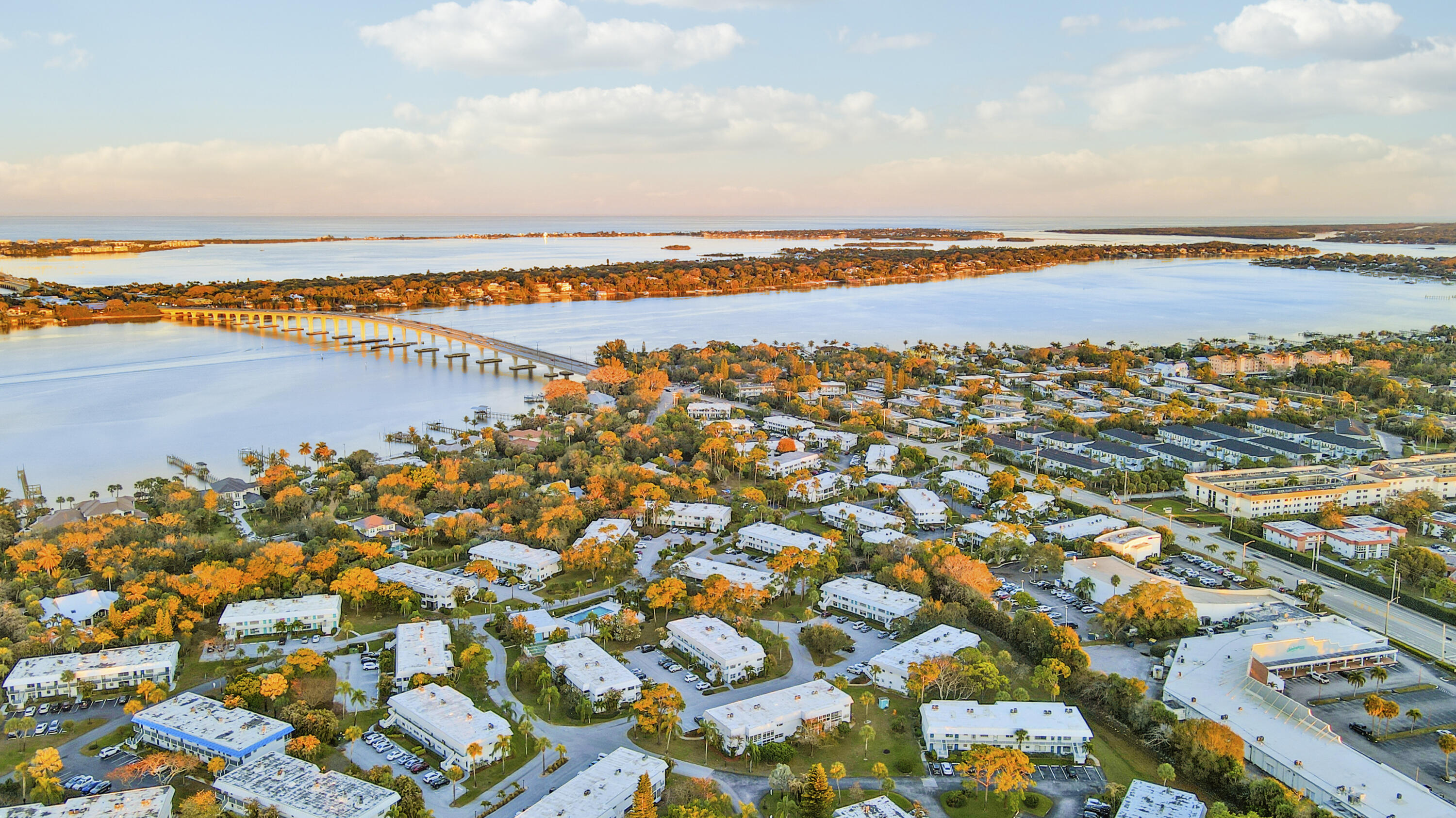 CEDAR POINTE CONDO - Residential