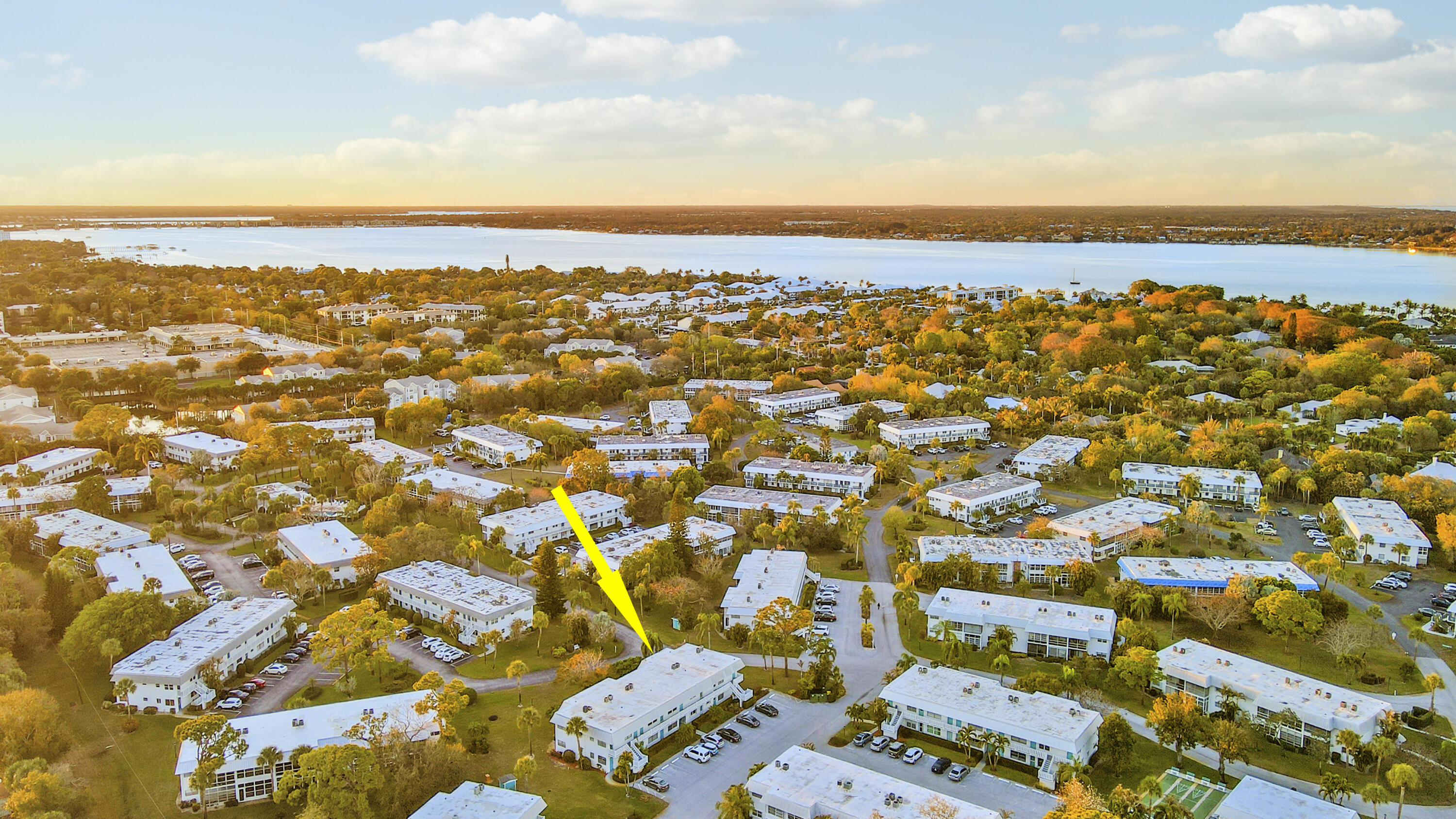 CEDAR POINTE CONDO - Residential