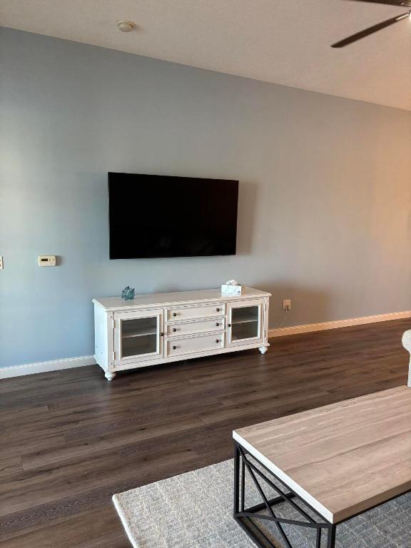 Harbour Isle West - Residential Lease