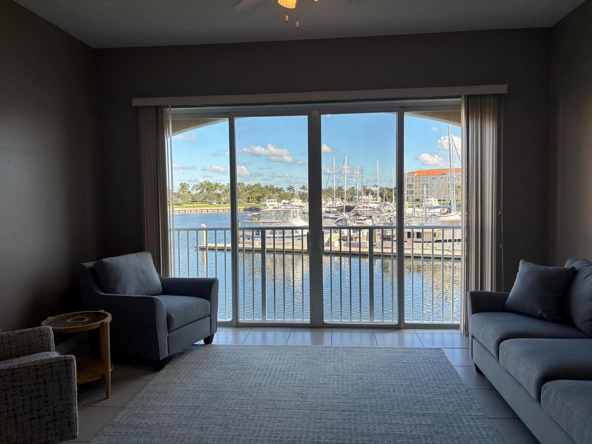 Harbour Isle West - Residential Lease