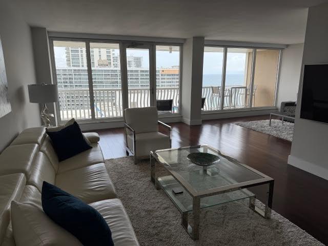 4020 GALT OCEAN Drive 1707