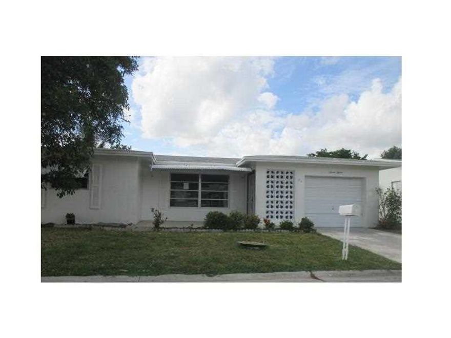 Don't miss the opportunity to this spacious 2Bed/2Bath home in Paradise Gardens.  Newly painted with new bathrooms! Age requirement 55+!Please Use Far Bar As-Is Contract. All Offers Must Include Copy of the Deposit Check and proof of Funds or Lender's Pre -approval. See attachment for PAS requirements and WFHM offer submittal information in MLS doc section (Attachments).