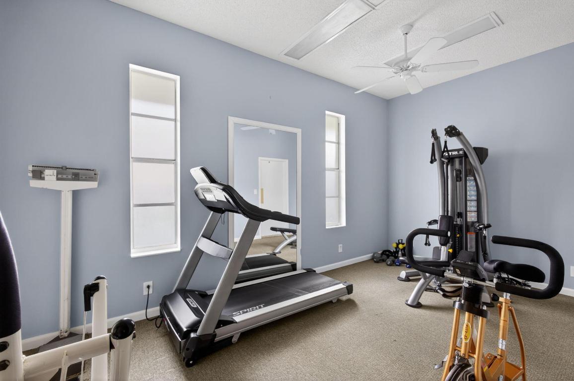 VILLAGE GREEN HAMPTON CONDO - Residential Lease