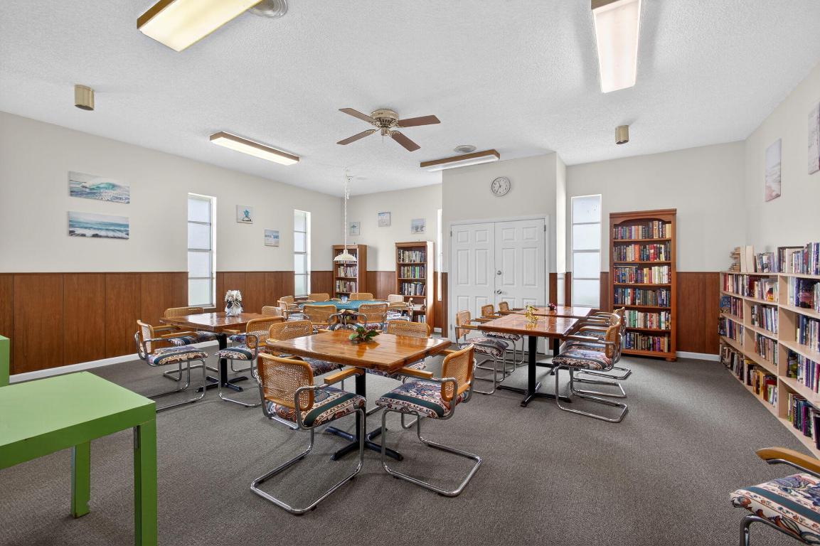 VILLAGE GREEN HAMPTON CONDO - Residential Lease