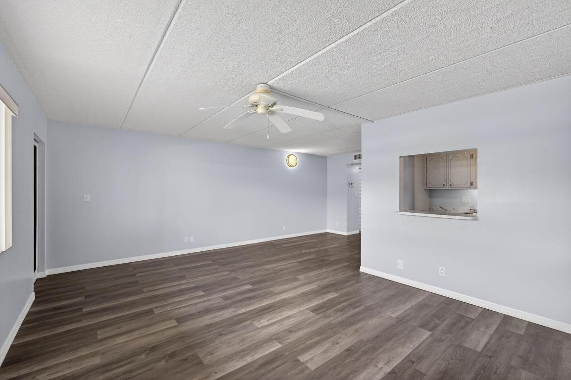 VILLAGE GREEN HAMPTON CONDO - Residential Lease