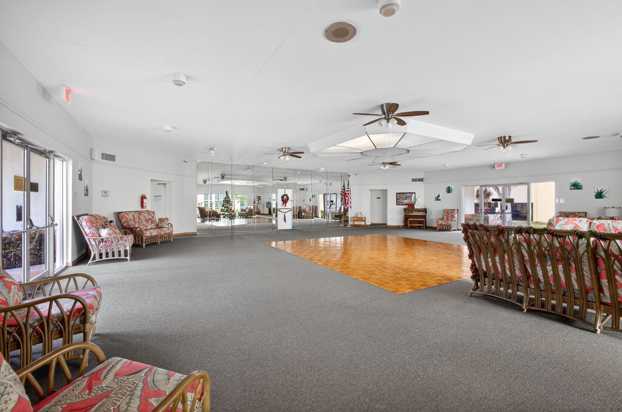 VILLAGE GREEN HAMPTON CON - Residential Lease