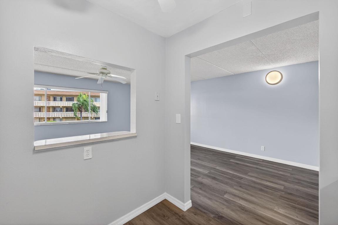 VILLAGE GREEN HAMPTON CONDO - Residential Lease