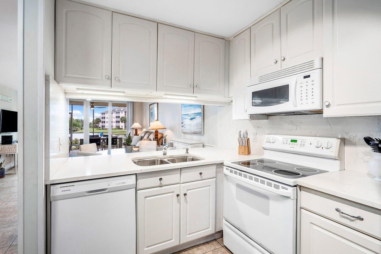 JUPITER BAY ONE THRU SIX - Residential Lease