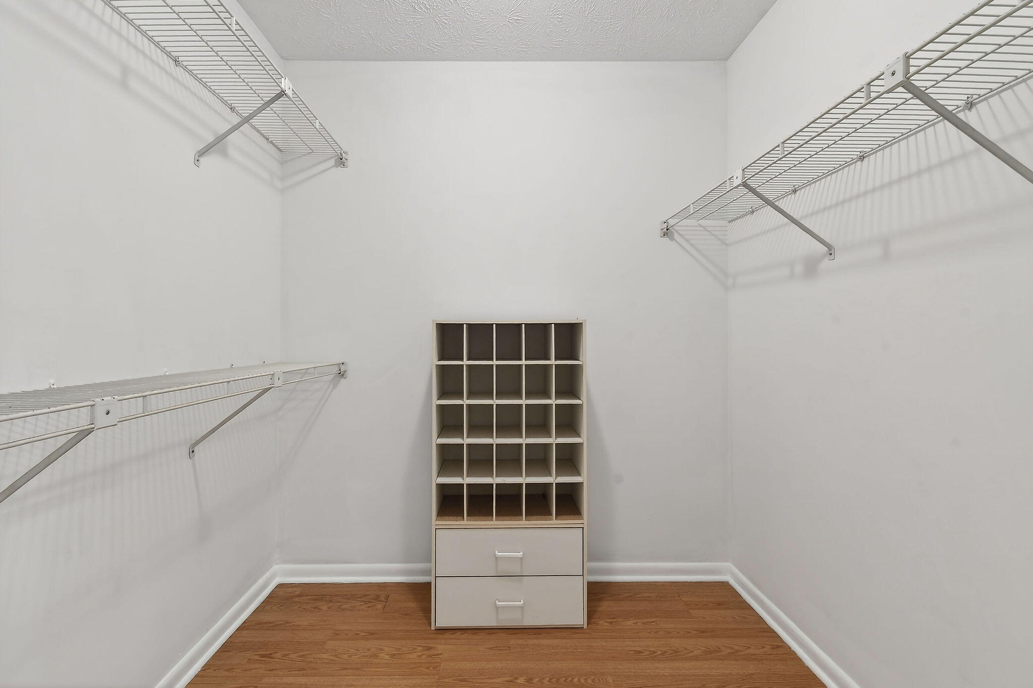 EAGLEWOOD - Residential