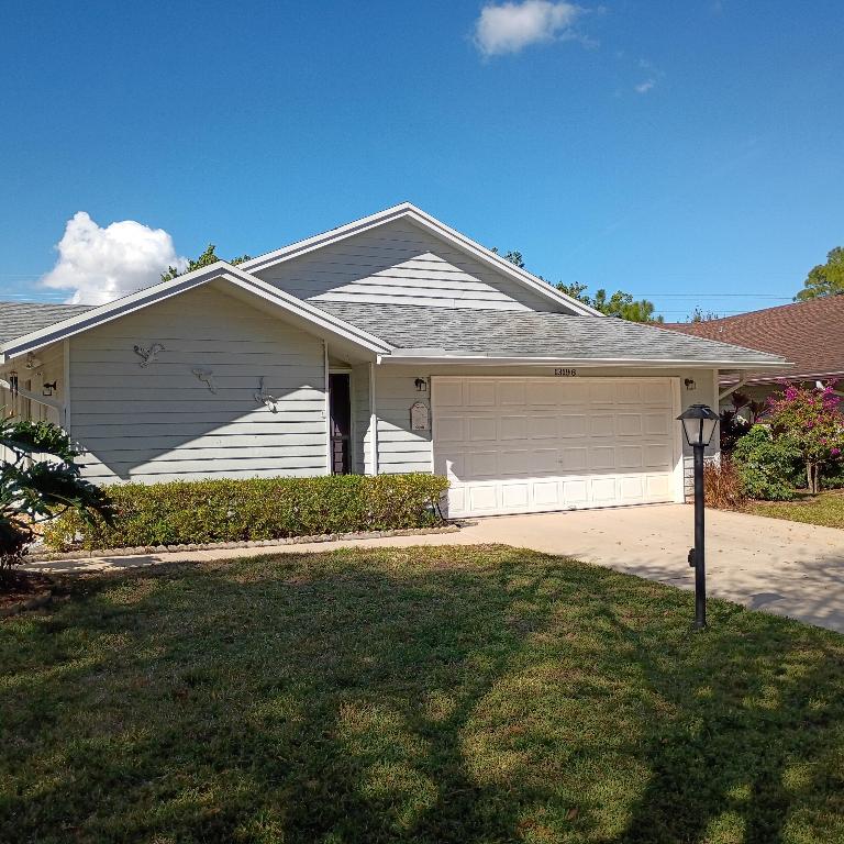 13196 SE Point O Woods Court