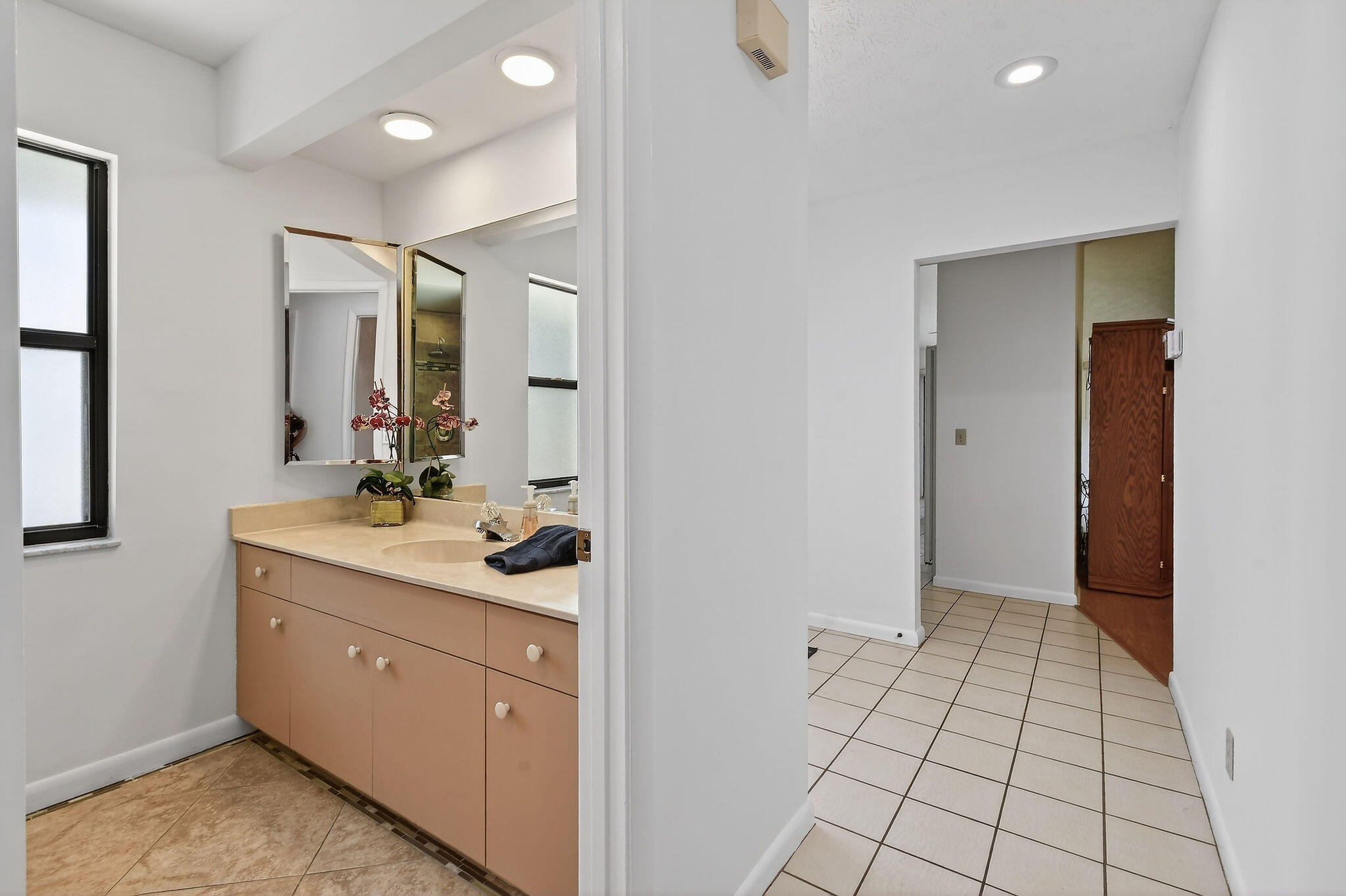 EAGLEWOOD - Residential