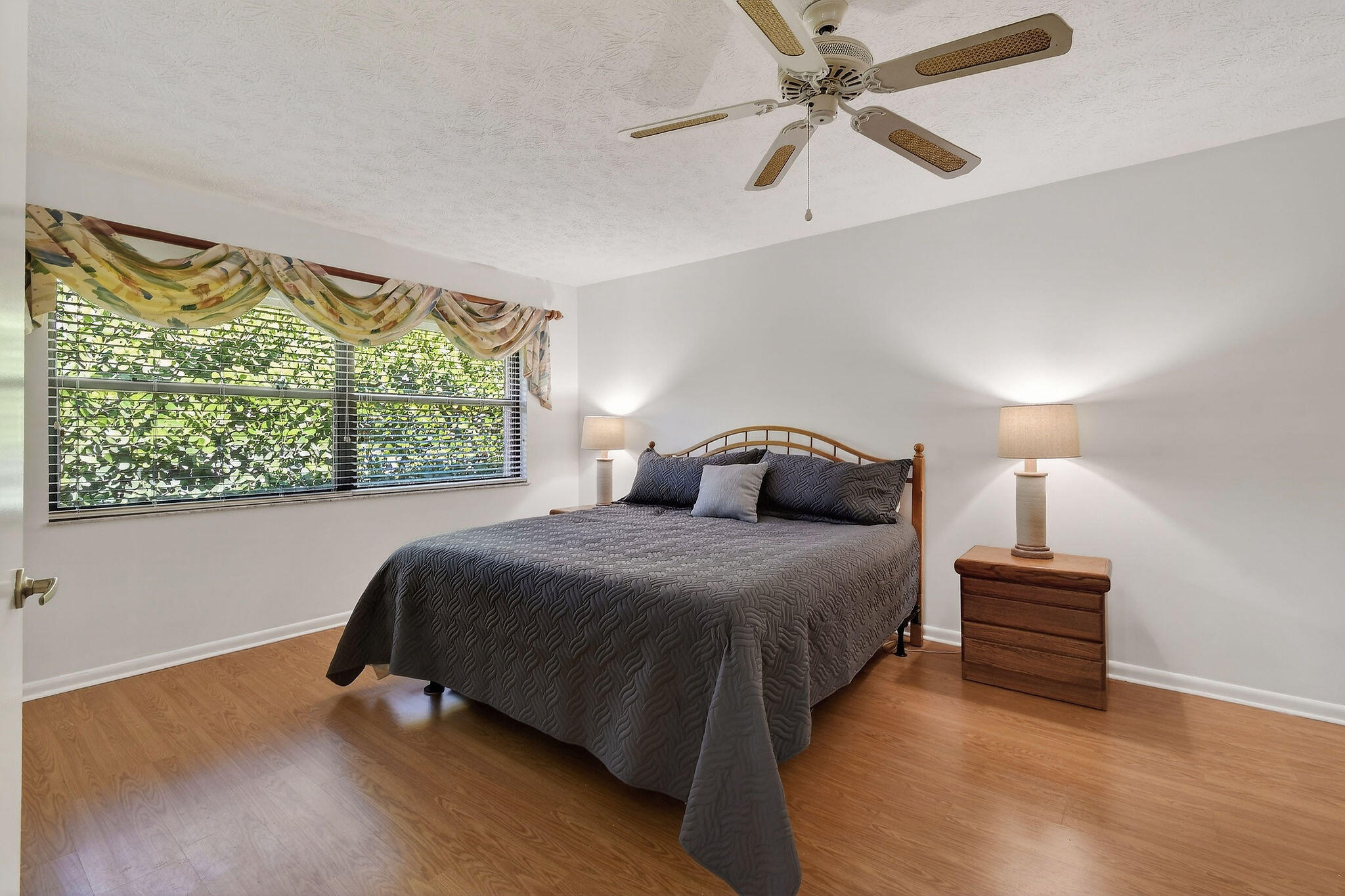 EAGLEWOOD - Residential