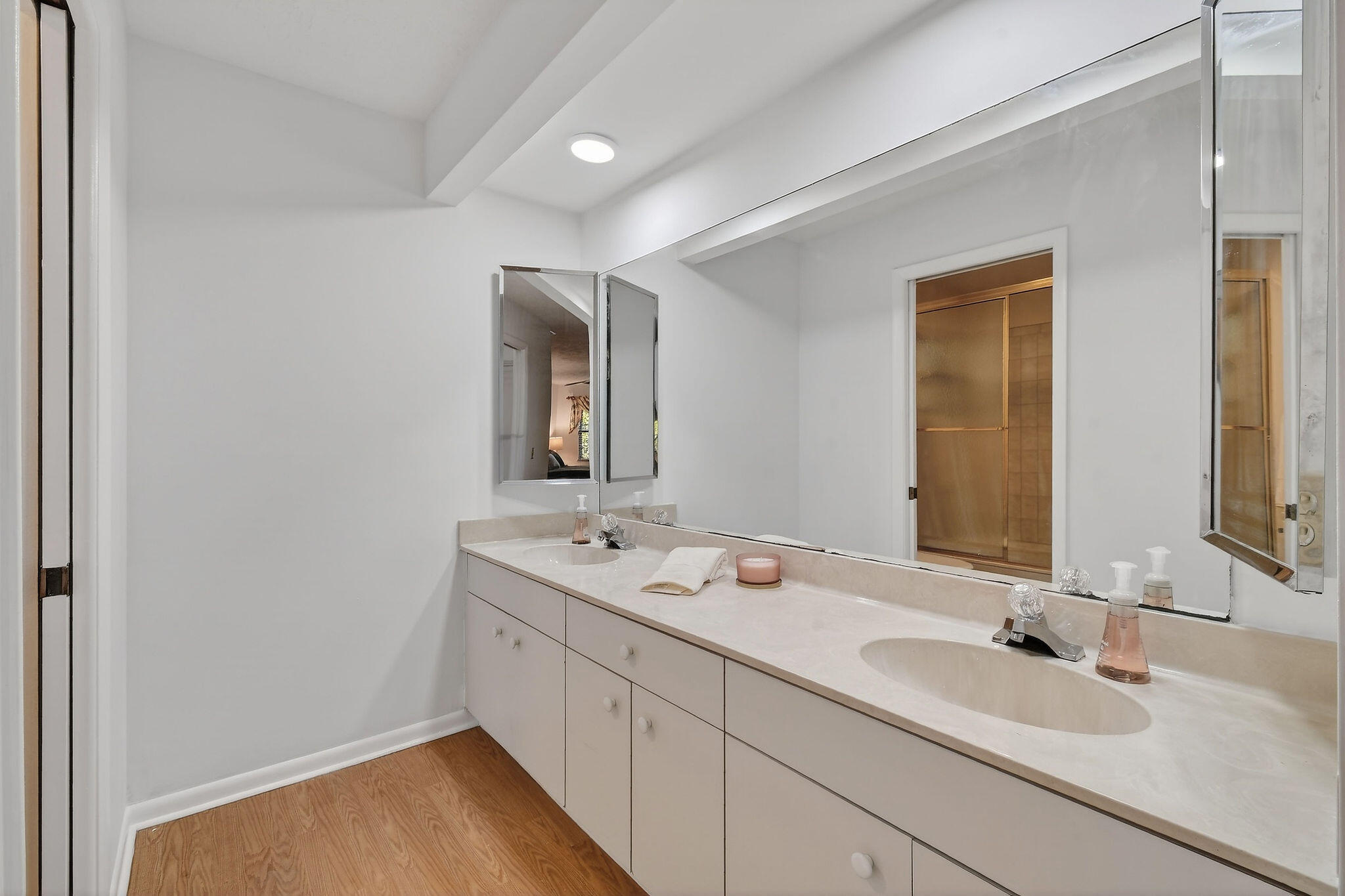 EAGLEWOOD - Residential