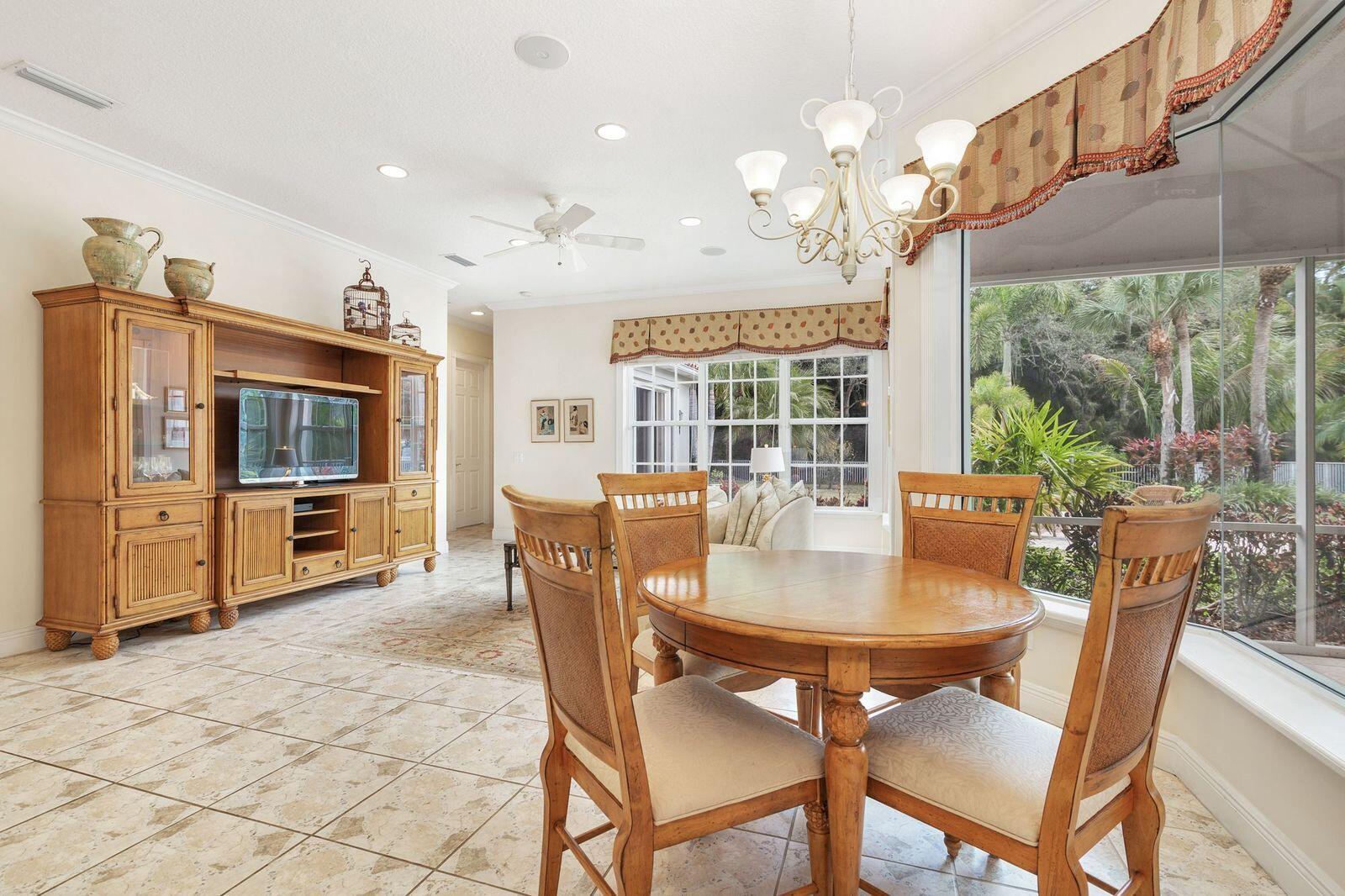 BREAKERS WEST - Residential