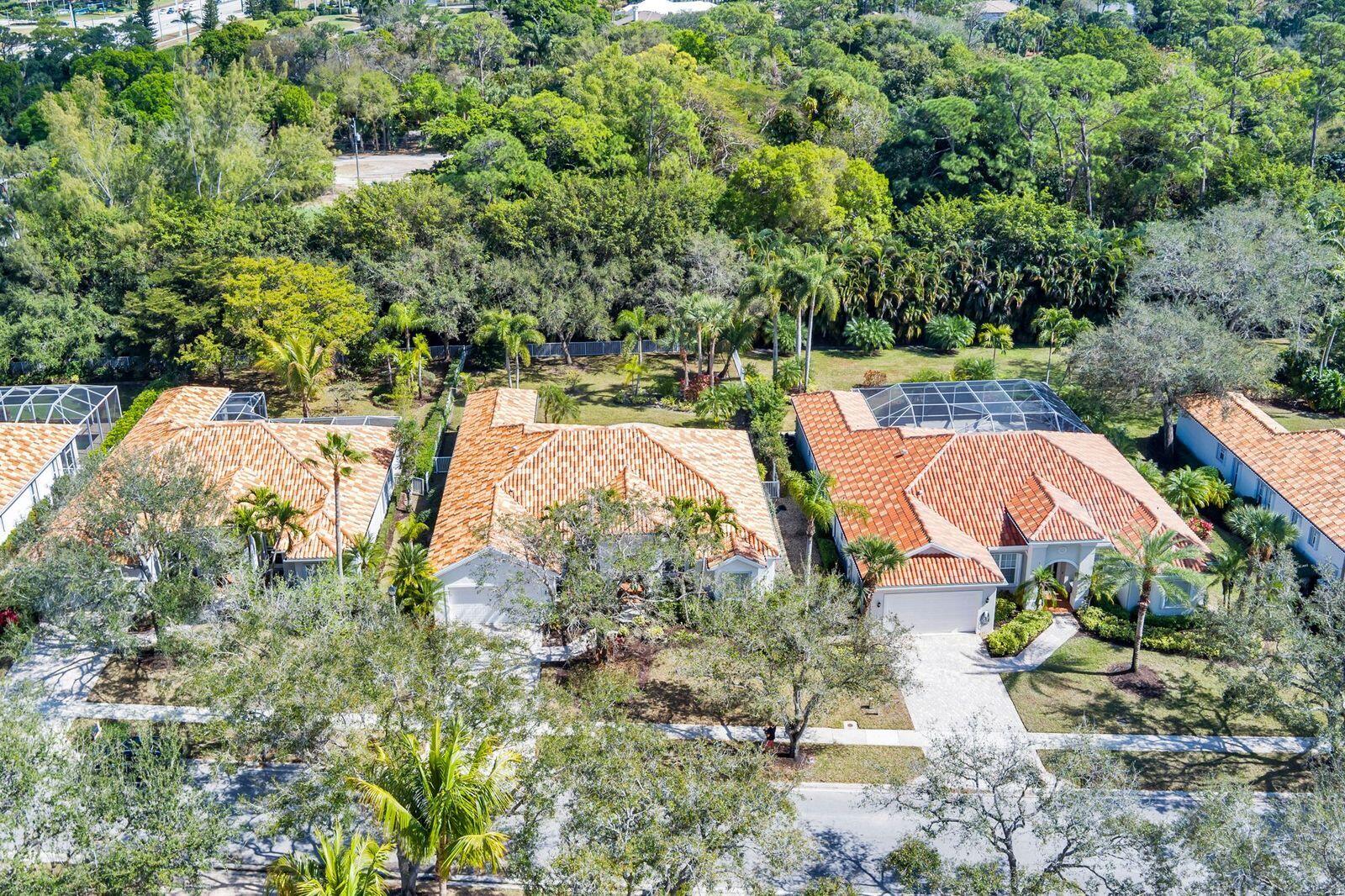 BREAKERS WEST - Residential