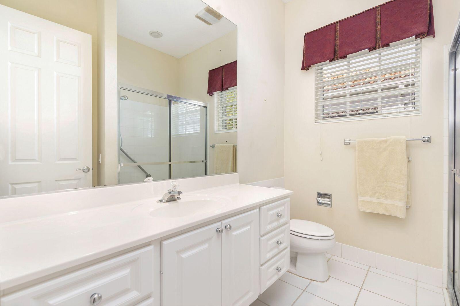 BREAKERS WEST - Residential