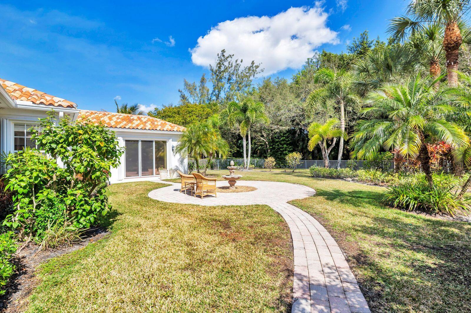 BREAKERS WEST - Residential