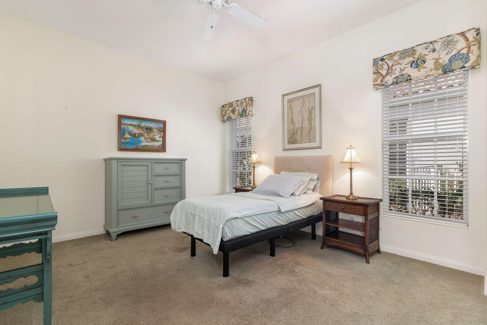 BREAKERS WEST - Residential