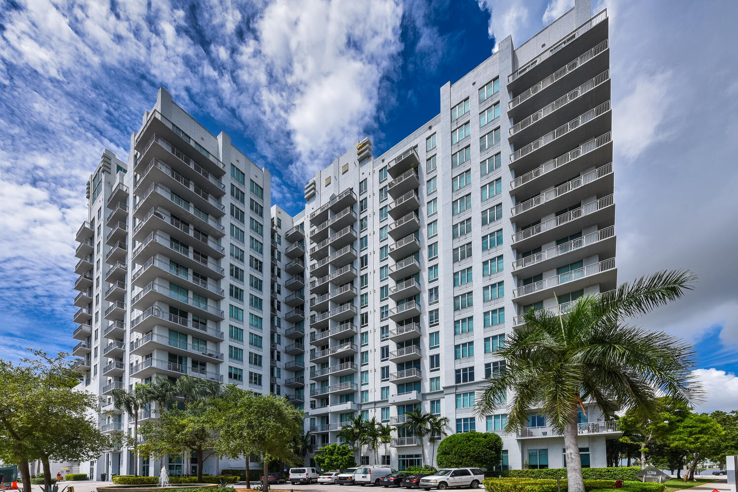 EDGE CONDO - Residential