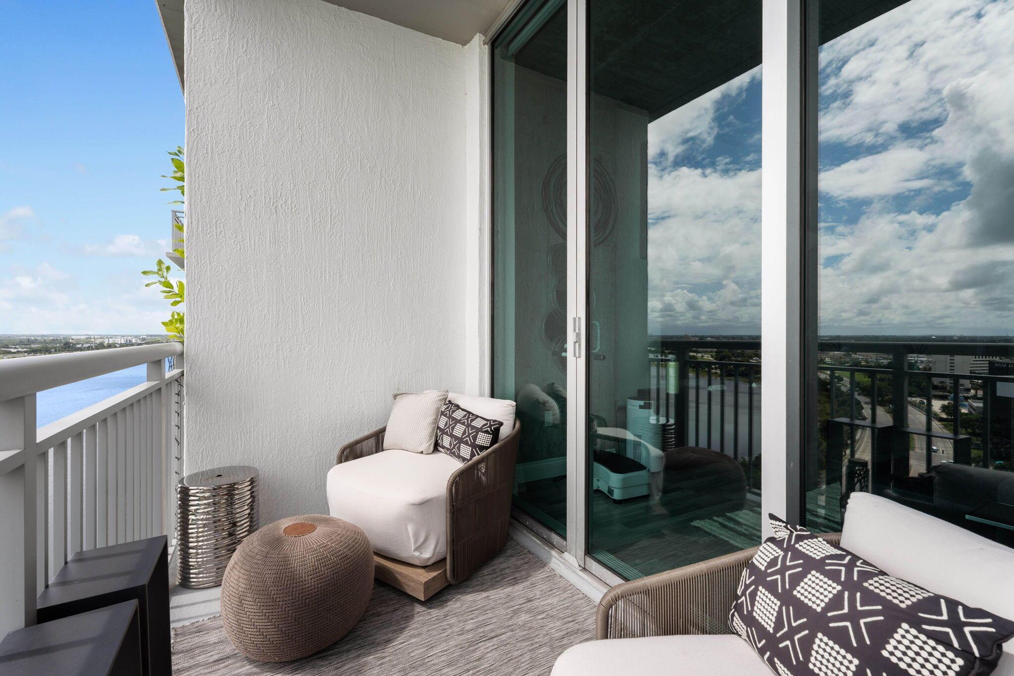 EDGE CONDO - Residential