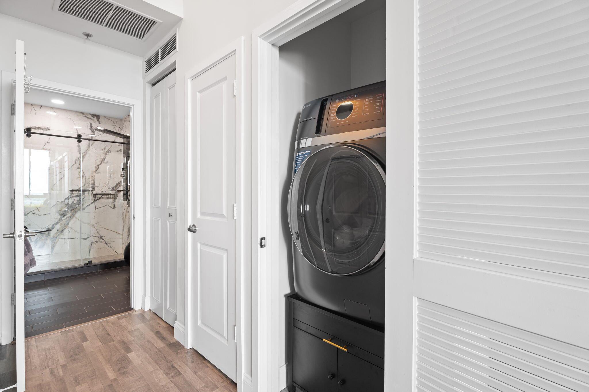 EDGE CONDO - Residential