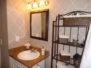 MEADOWS ON THE GREEN COND - Residential