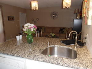 MEADOWS ON THE GREEN COND - Residential