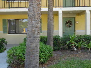 MEADOWS ON THE GREEN COND - Residential