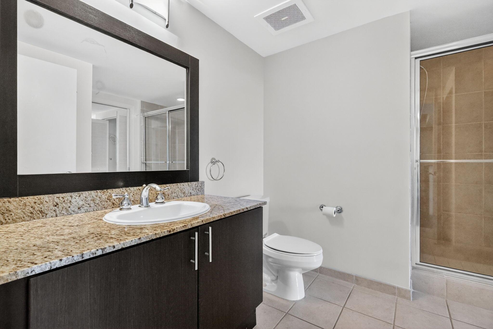 TURNBERRY ON THE GREEN CO - Residential