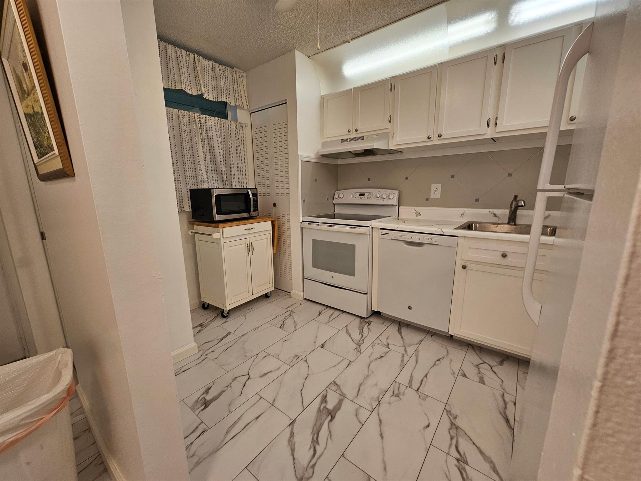 5300 NE 24th Terrace 112c