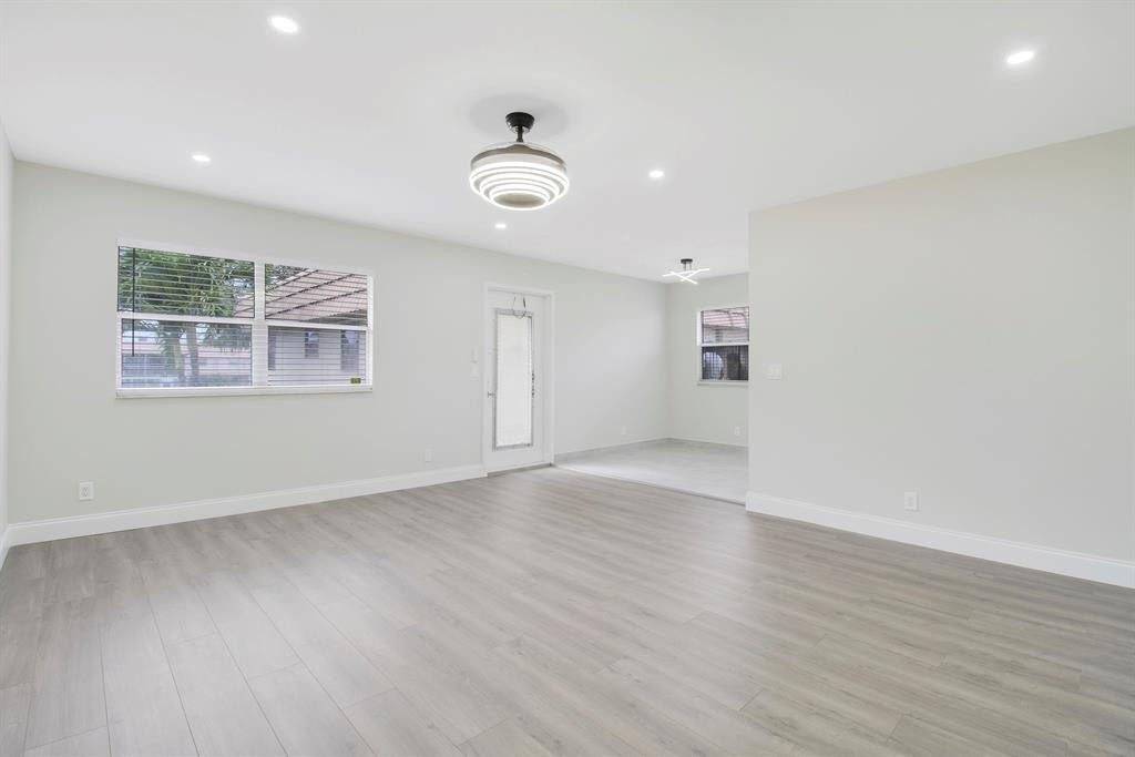 Kings Point - Residential Lease