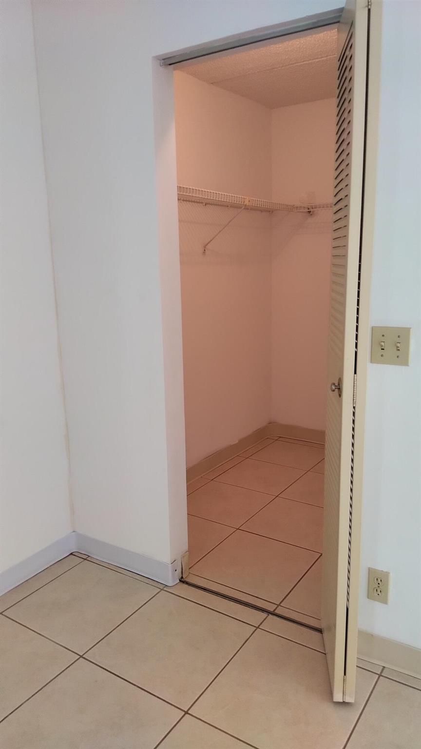 REGAL PALMS MAYFAIR CONDO - Residential