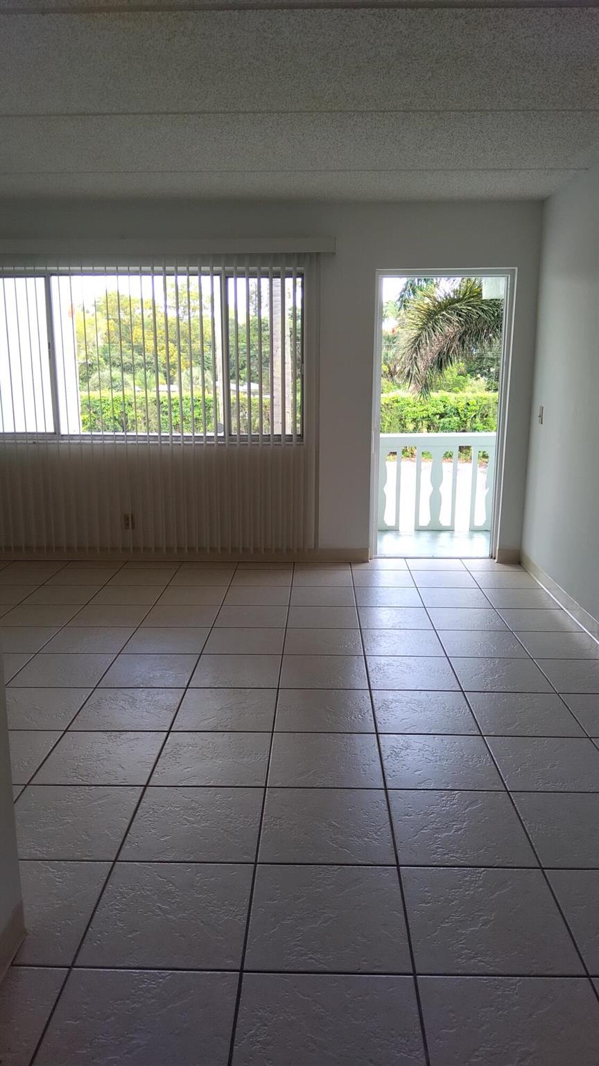 REGAL PALMS MAYFAIR CONDO - Residential