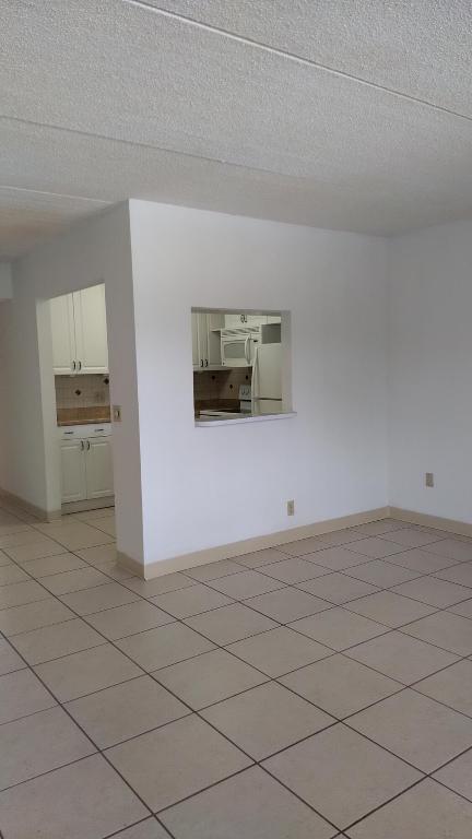 REGAL PALMS MAYFAIR CONDO - Residential